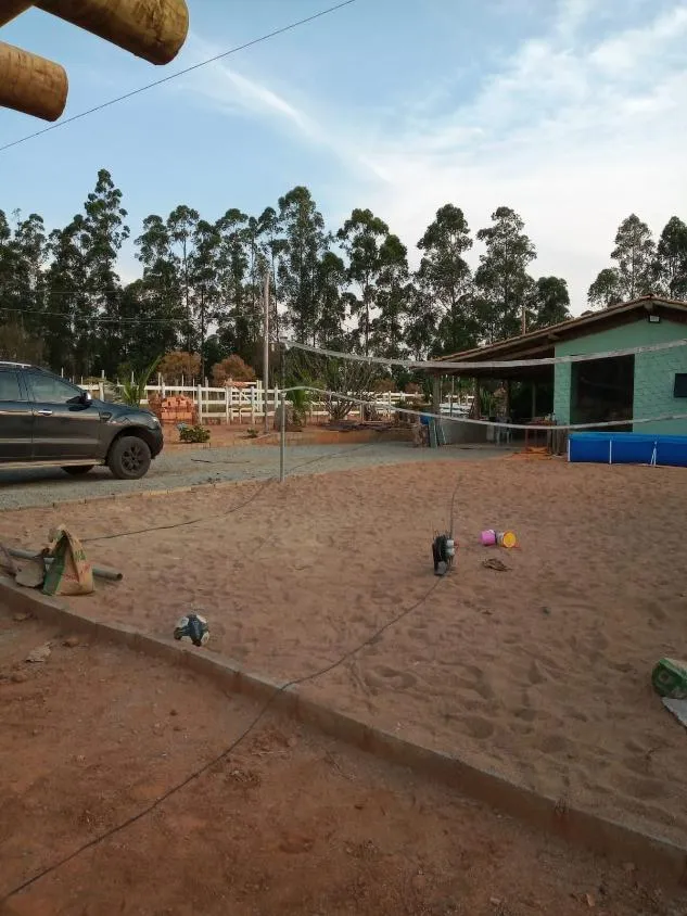 Imagem Oportunidade Única! Chácara à Venda em Crucilândia com 1.240 m² de terreno
