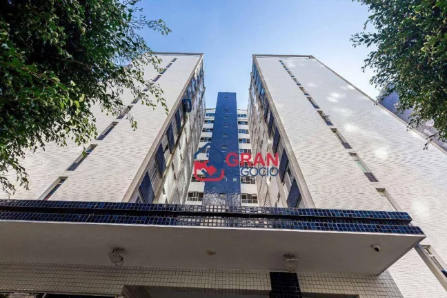 Imagem Apartamento com 3 dormitórios à venda - Centro - Curitiba/PR