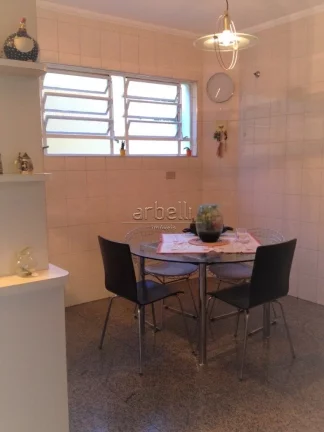 Imagem Sobrado com 383 metros quadrados de área útil, com 3 dormitórios sendo 3 suítes, 1 suíte com cl...