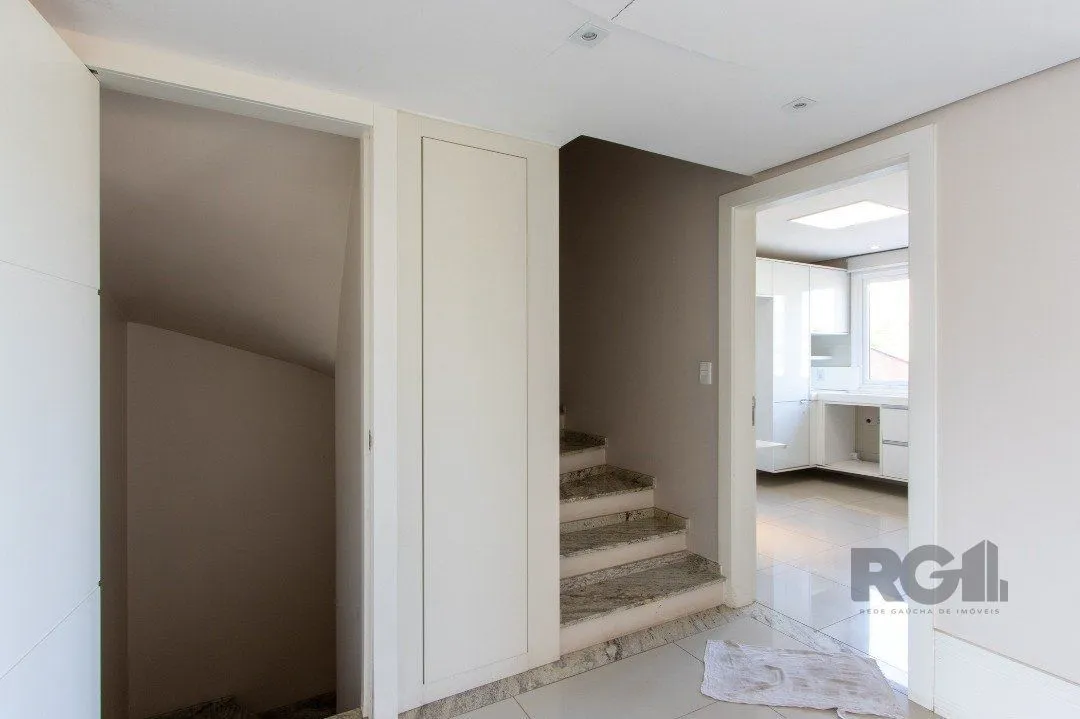 Imagem Casa Condominio para Venda - 384.33m², 3 dormitórios, sendo 1 suites, 3 vagas - Cristal