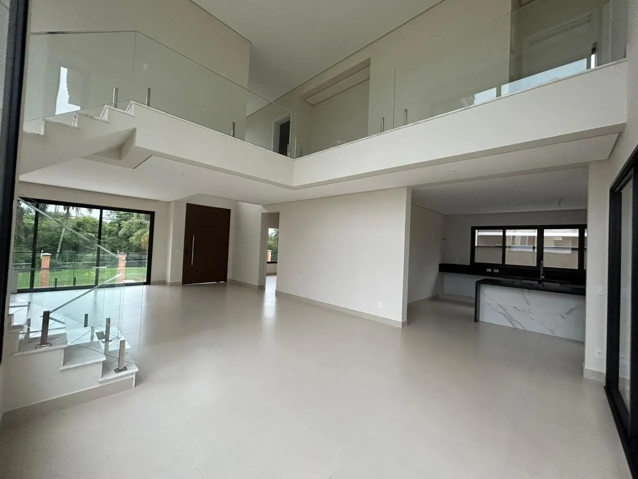 Imagem Sobrado de 522m², Localizado no Residencial Burle Marx - Alphaville Santana de Parnaíba - SP!