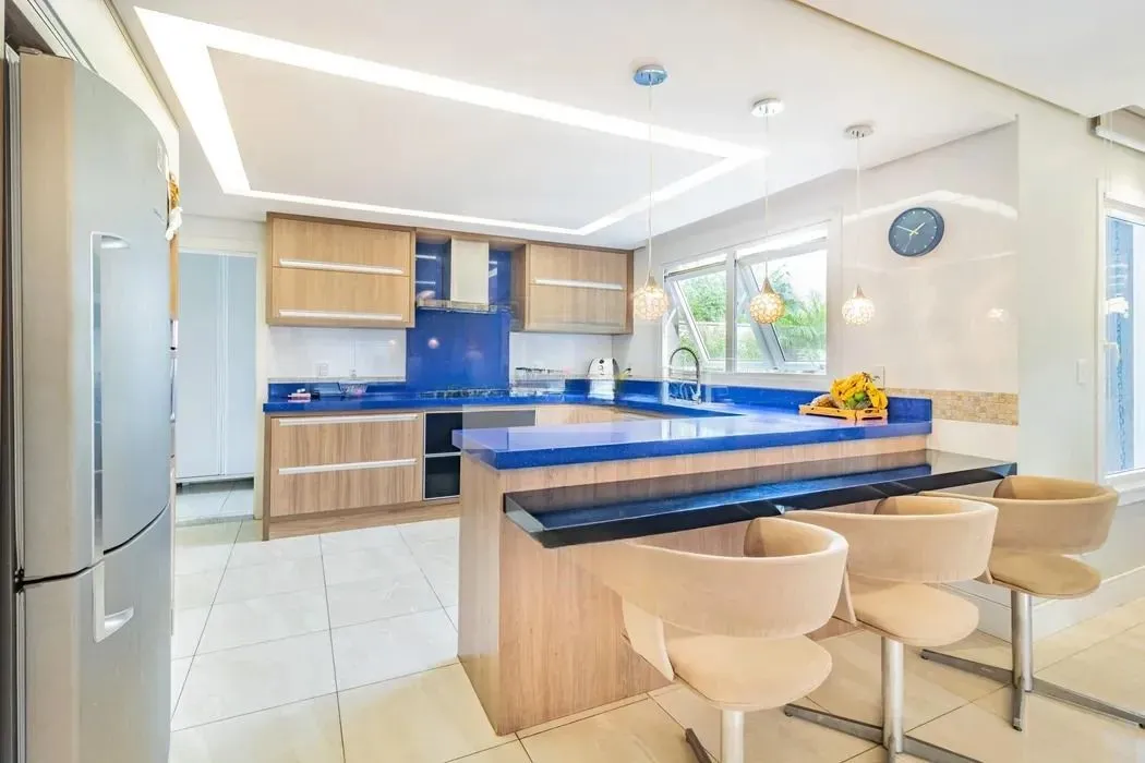 Imagem Casa térrea com 3 dormitórios, suíte e 2 vagas.