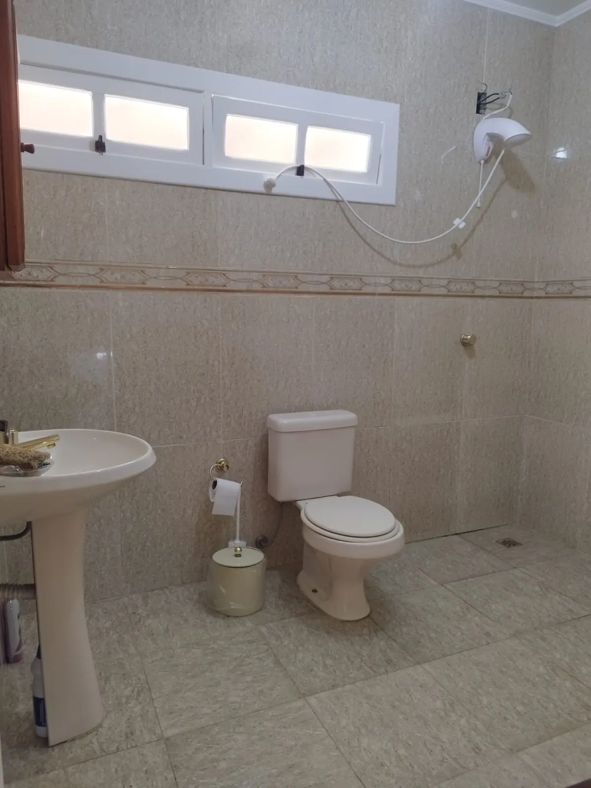 Imagem Casa de 4 dormitórios com 250 m² de área privativa