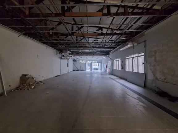 Imagem Prédio Comercial Inteiro para Locação em São Paulo-SP, Campo Belo: 486m², 3 Banheiros, 2 Vagas de Garagem!