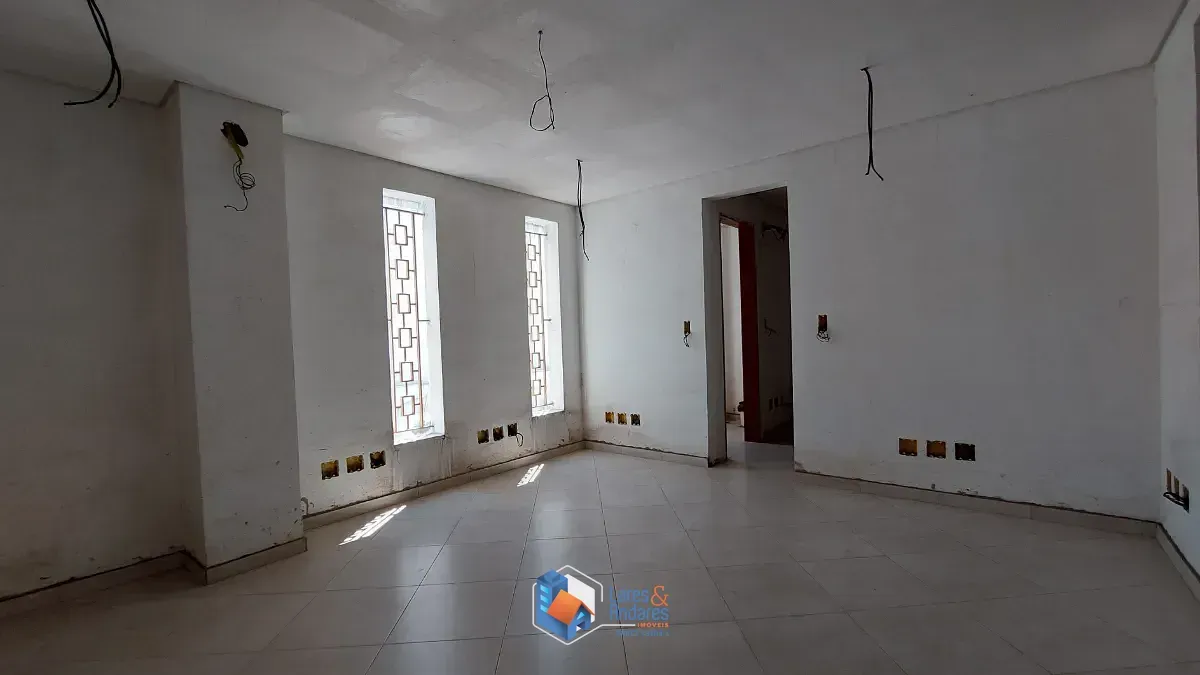 Imagem Casa para venda em Brooklin com 3 quartos, sendo 2 suítes, 477m²