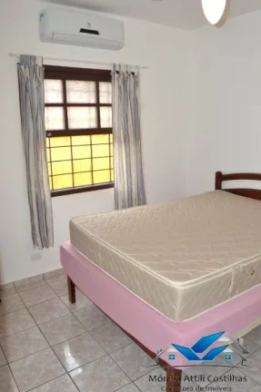 Imagem Casa Térrea com 4 Dormitórios - 200 m do mar da praia da Enseada, Ubatuba/|SP