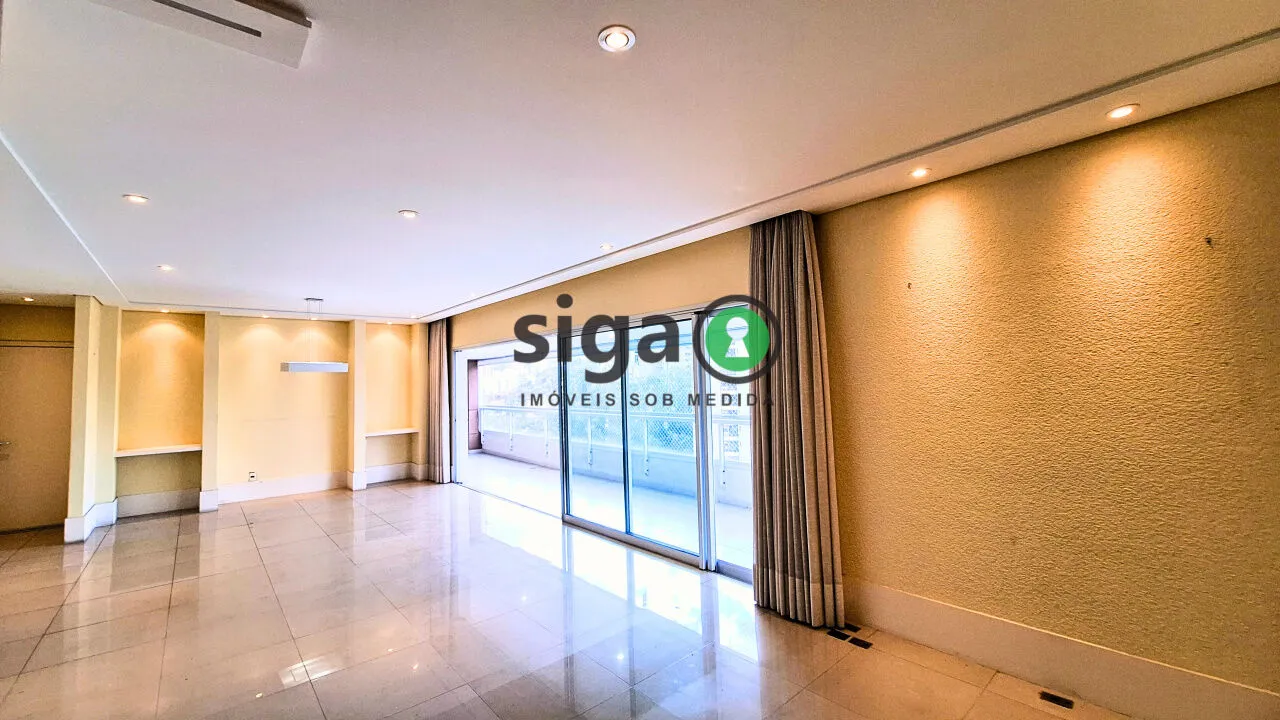 Foto do imóvel Apartamento de 211m2, 4 quartos e 3 vagas à venda no Panamby.