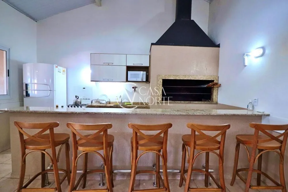 Imagem Casa em condomínio com 3 dormitórios e pátio - Jardim Lindóia