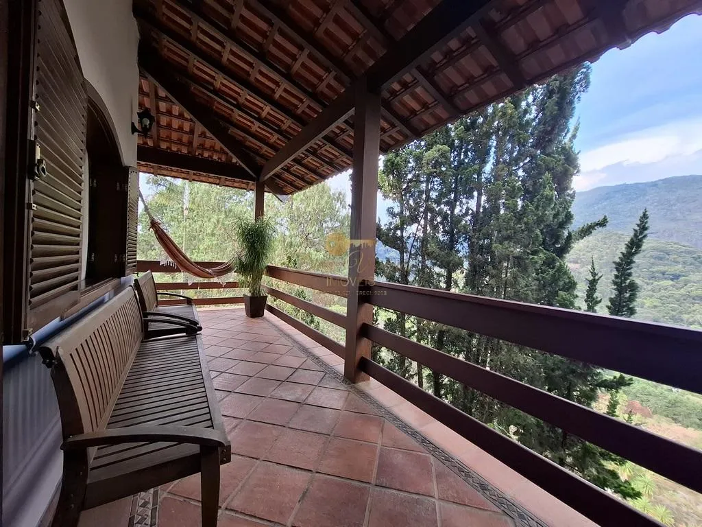 Imagem Casa em Condomínio para Venda em Teresópolis / RJ no bairro Green Valley