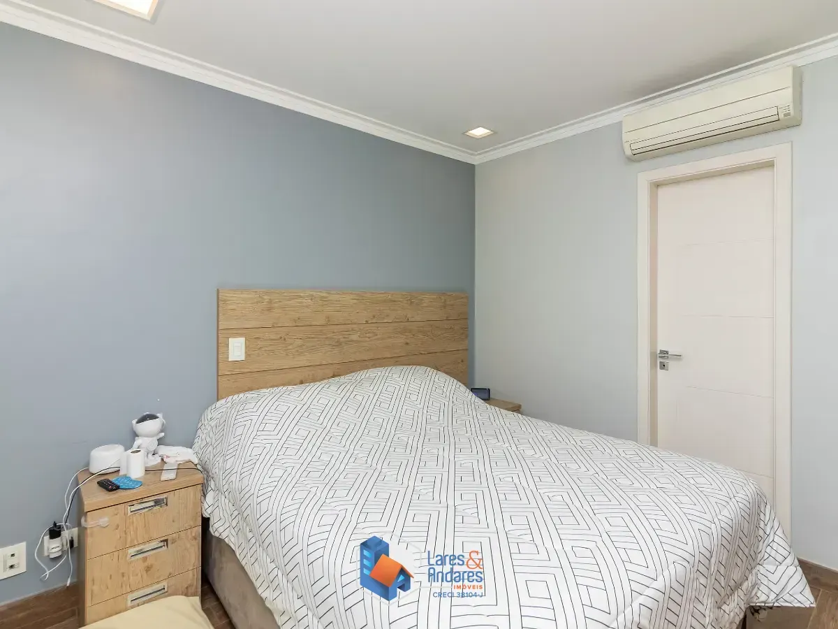 Imagem Casa para venda em Vila Lúcia com 4 quartos, sendo 4 suítes, 356m²