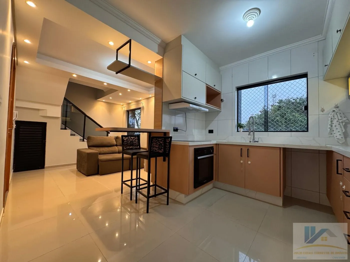Imagem Cobertura Duplex para Venda em São José dos Pinhais, Cidade jardim, 3 dormitórios, 1 suíte, 2 banheiros, 1 vaga