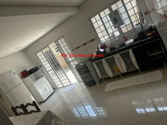 Imagem Em busca do seu novo lar dos sonhos? Então não deixe de conferir essa incrível casa que temos dis...