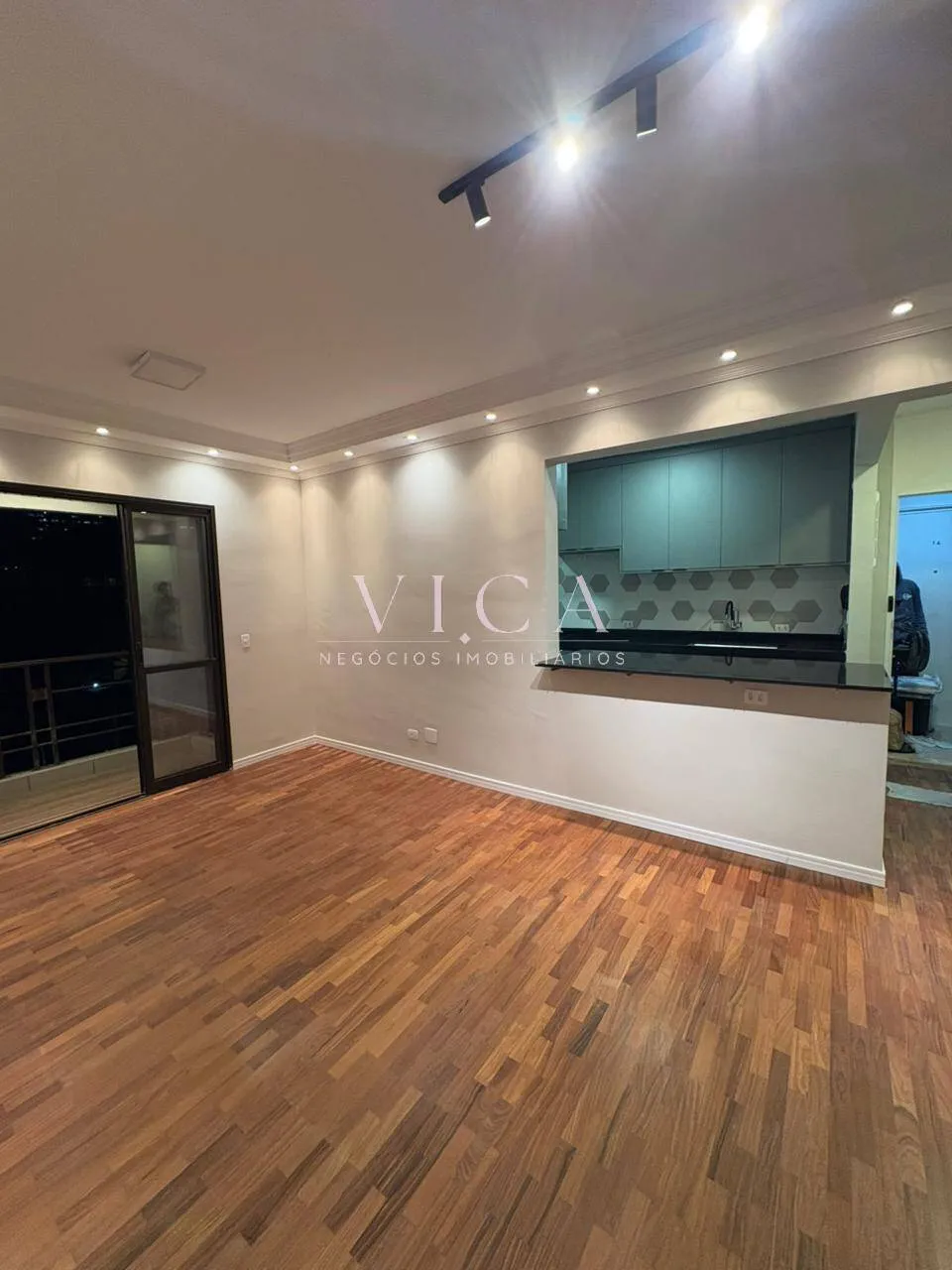 Imagem Alphaville|Pacific Towers 75m², 3 dormitórios reformado - R$ 860 mil