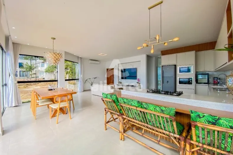 Imagem Casa à venda com 5 quartos 1 suíte, 490m² em São Miguel (Guaporanga) Biguaçu