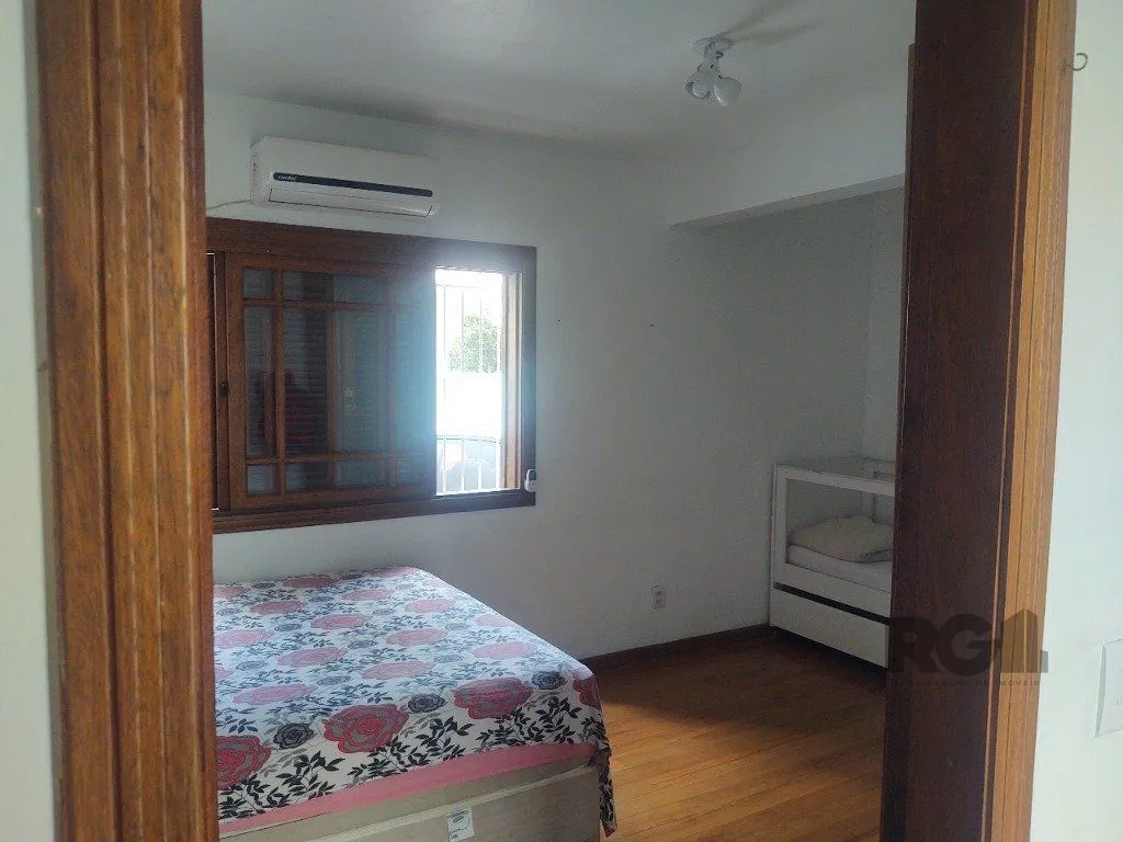 Imagem Casa de 2 dormitórios no bairro Passo das Pedras