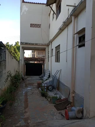 Imagem EXCELENTE CASA A VENDA COM 7 QUARTOS E 4 BANHEIROS EM GUARAPARI ES