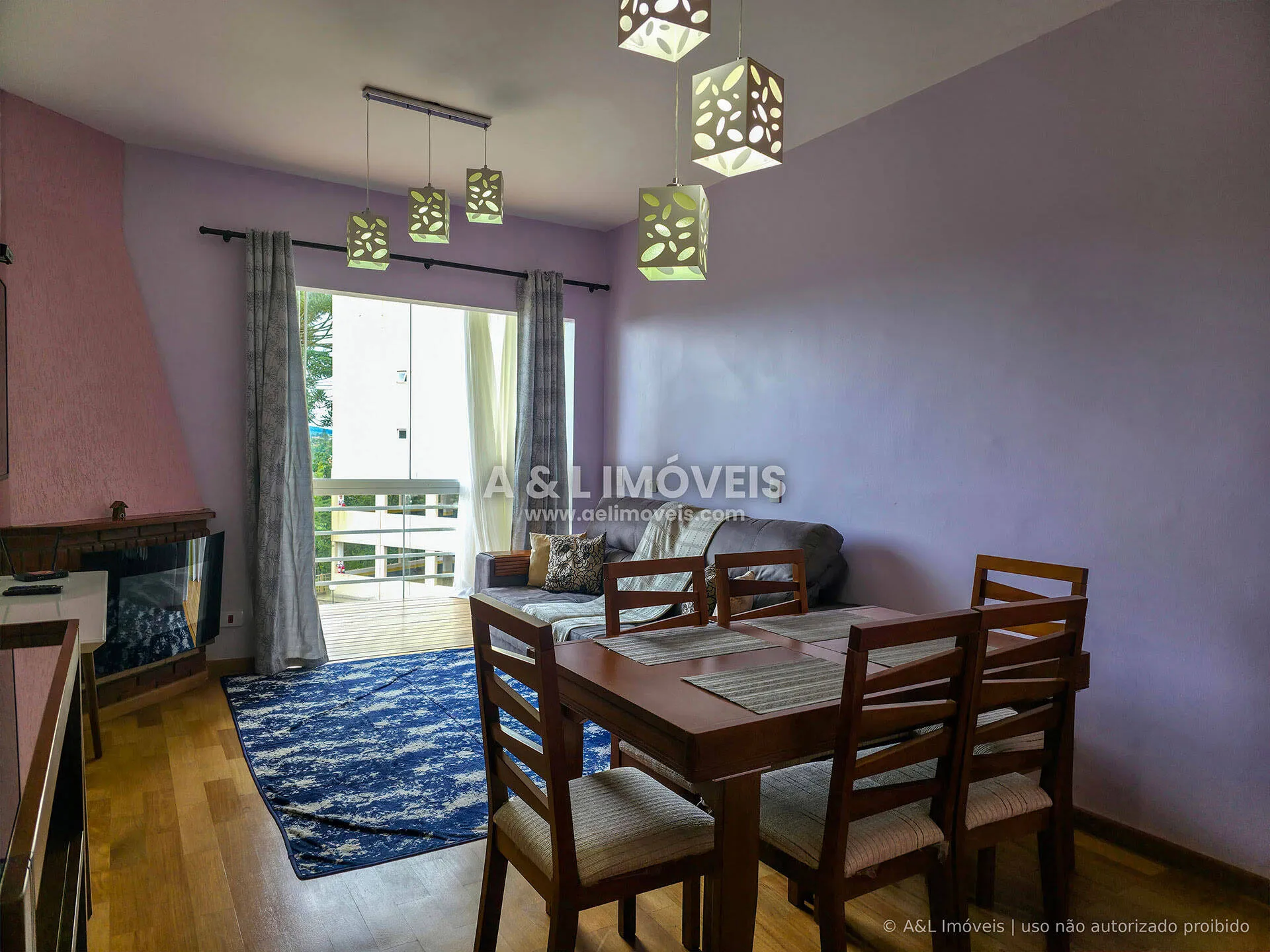Imagem Apartamento em Campos do Jordão | Lareira e Vista para o Vale