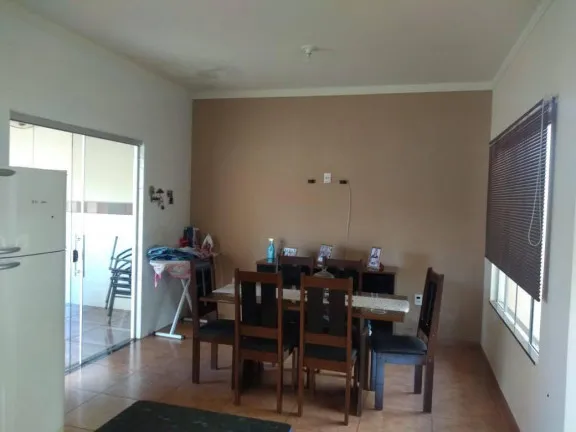 Foto do imóvel Casa com 3 Quartos à Venda, 155 m² em Parque dos Esportes - Ituverava