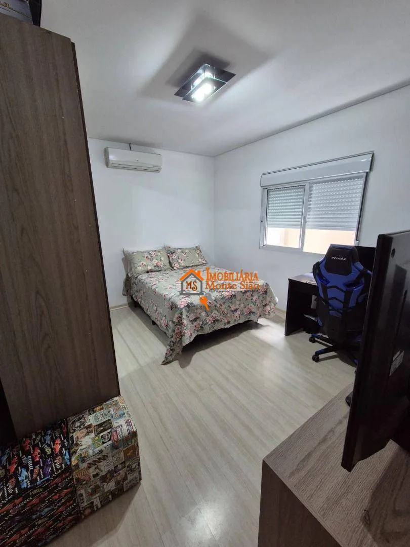 Imagem Sobrado com 3 dormitórios à venda por R$ 750.000,00 - Jardim Adriana - Guarulhos/SP