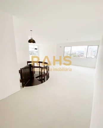 Imagem Ampla cobertura Duplex no bairro Anita Garibaldi! Essa ampla cobertura conta com 235m² Privativos e...