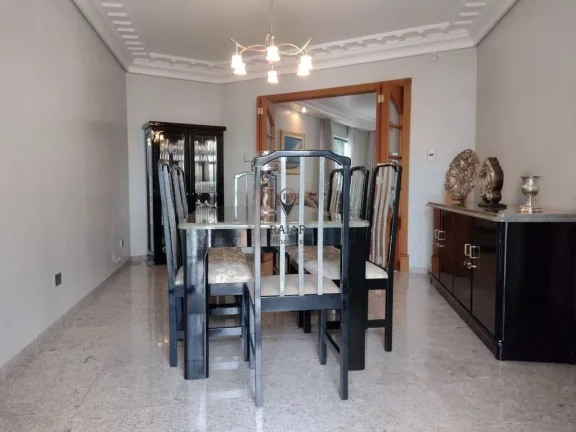 Imagem Esta casa está localizada em uma das melhores regiões de Curitiba, bairro boa vista. O imóvel foi...