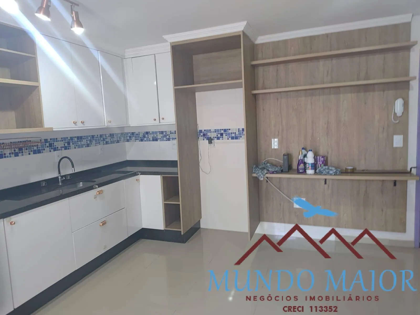 Imagem Apartamento 50m² S/Condominio Sacada no Jd. Santo Antônio - Santo André-SP
