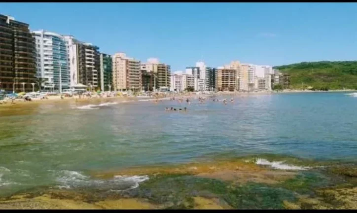 Imagem APARTAMENTO DE COBERTURA COM 3 QUARTOS E 2 SUÍTES NA PRAIA DO MORRO GUARAPARI ES