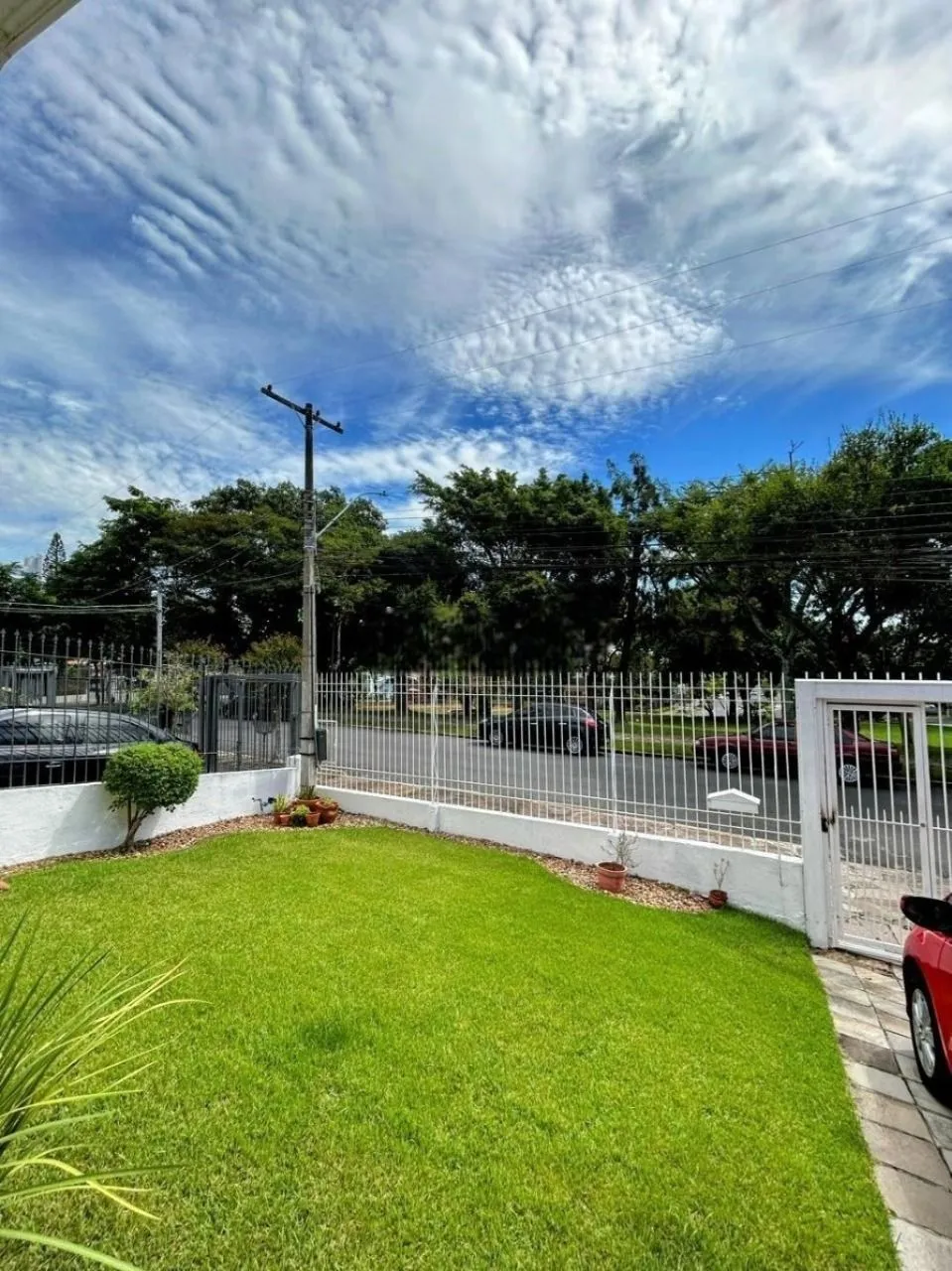 Imagem Casa com 170m², localizada no bairro Vila Ipiranga em Porto Alegre/RS.