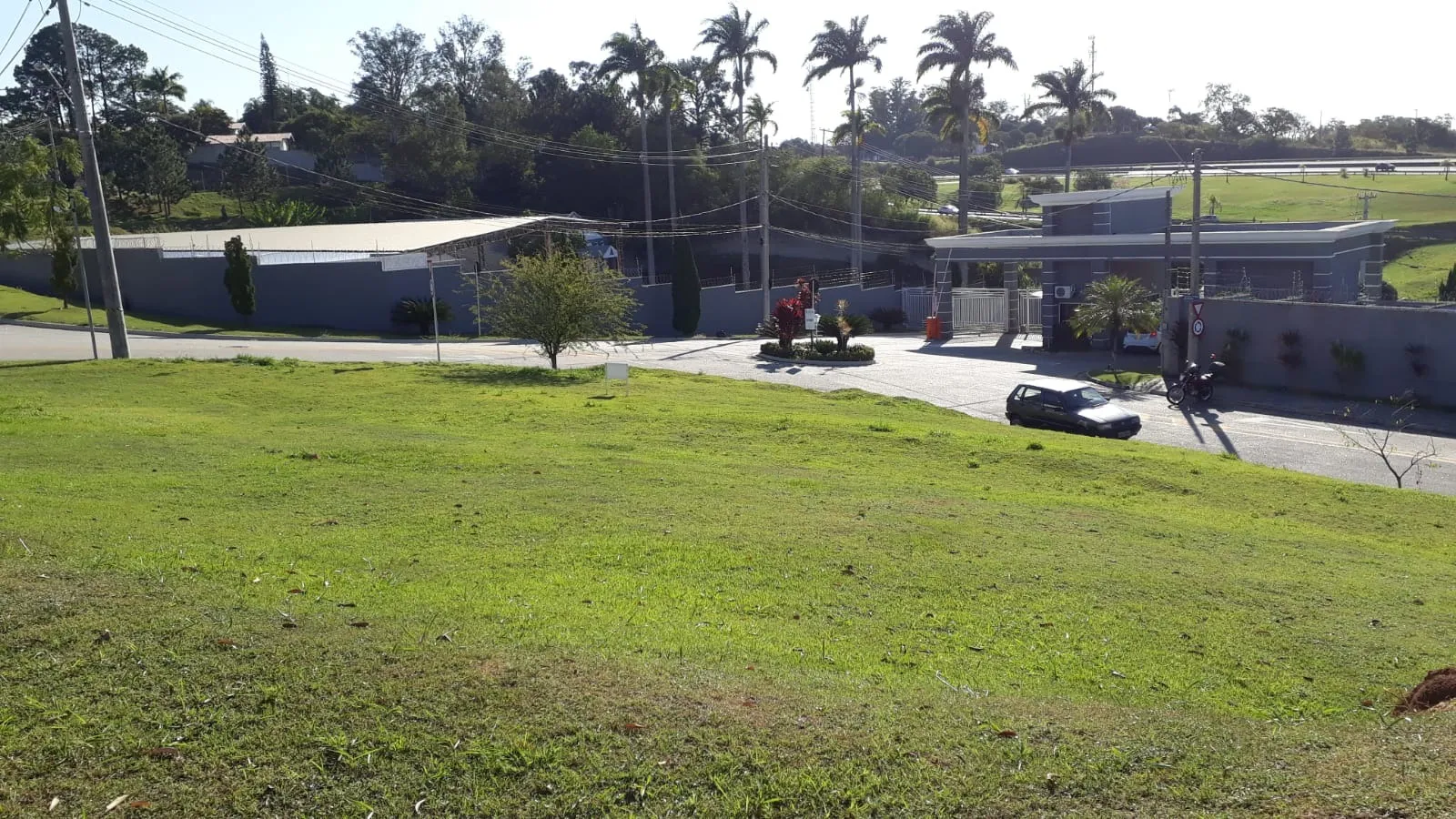 Imagem Amplo Terreno no Condomínio Renaissance.