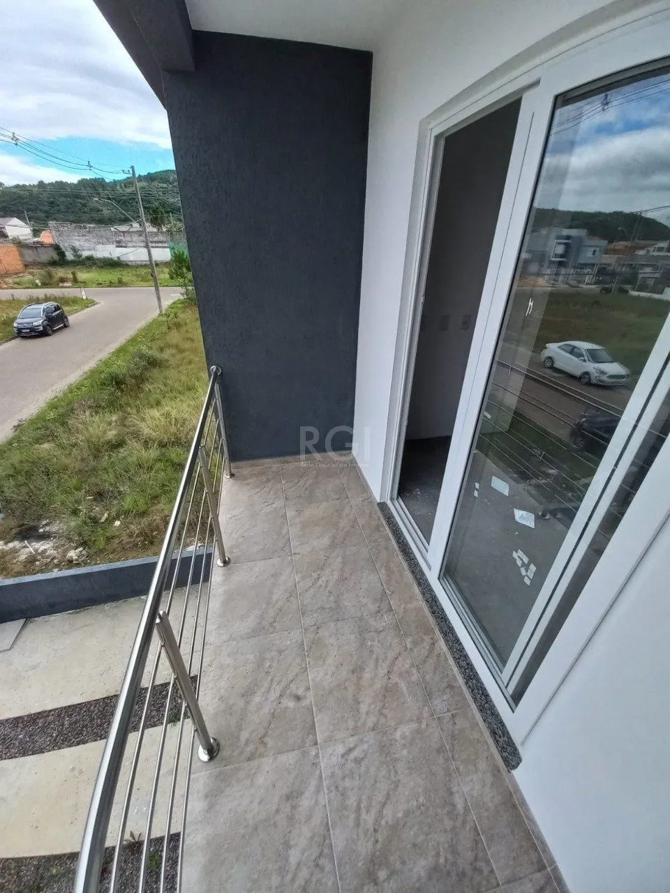 Imagem Sobrado no Bairro Aberta dos Morros - 3 Dormitórios