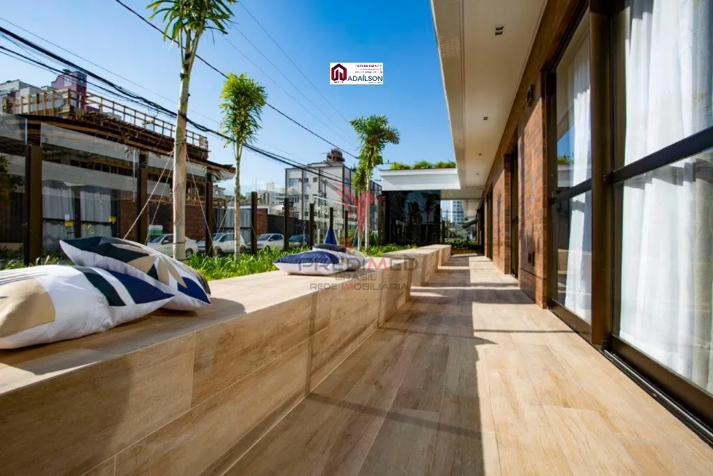 Imagem Apartamento à venda com 3 suítes, no bairro Estreito - Florianópolis/ SC