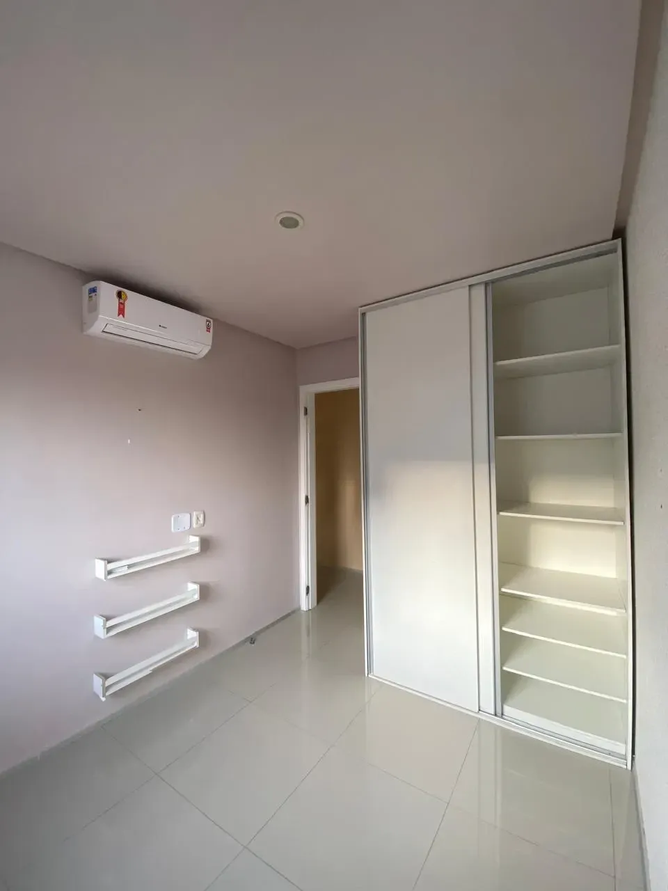 Imagem Apartamento com 3 Quartos à Venda, 87 m² em Turu - São Luís