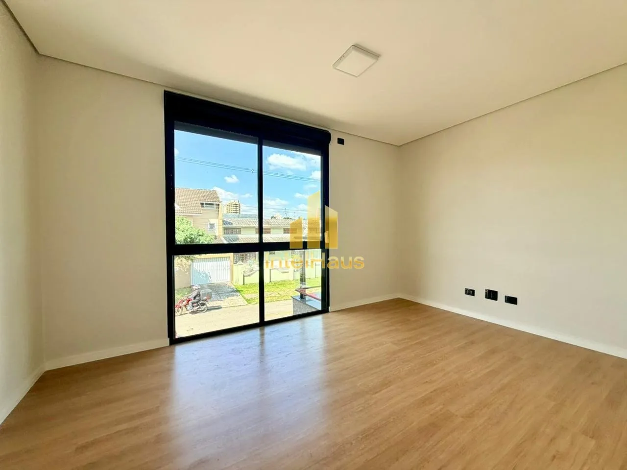 Imagem Excelente sobrado de alto padrão com 155 m² de área construída, localizado no bairro Cidade Jard...