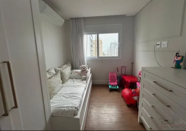 Imagem Apartamento localizado no coração do Centro de Florianópolis. Com fácil acesso a ponte Hercílio...