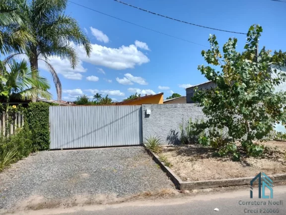 Imagem Casa a venda 03 quartos c/suíte, bem localizada em Guaratuba PR