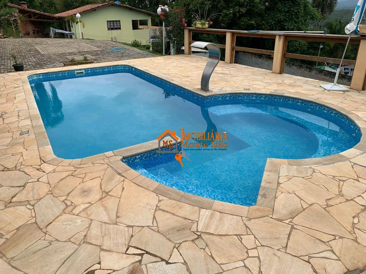 Imagem Casa com 4 dormitórios à venda, 300 m² por R$ 2.500.000,00 - Fazenda Velha - Arujá/SP