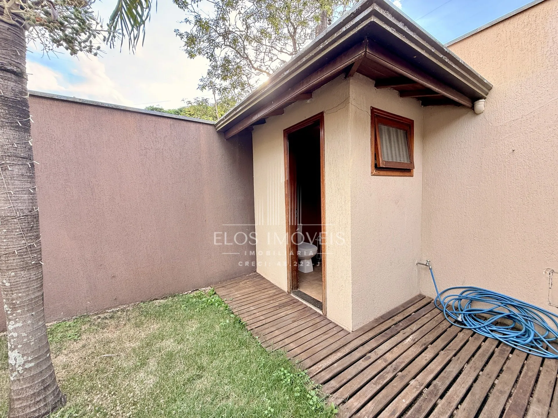 Imagem Casa de 3 quartos, 220m² no bairro Vila Limeirânea, em Limeira