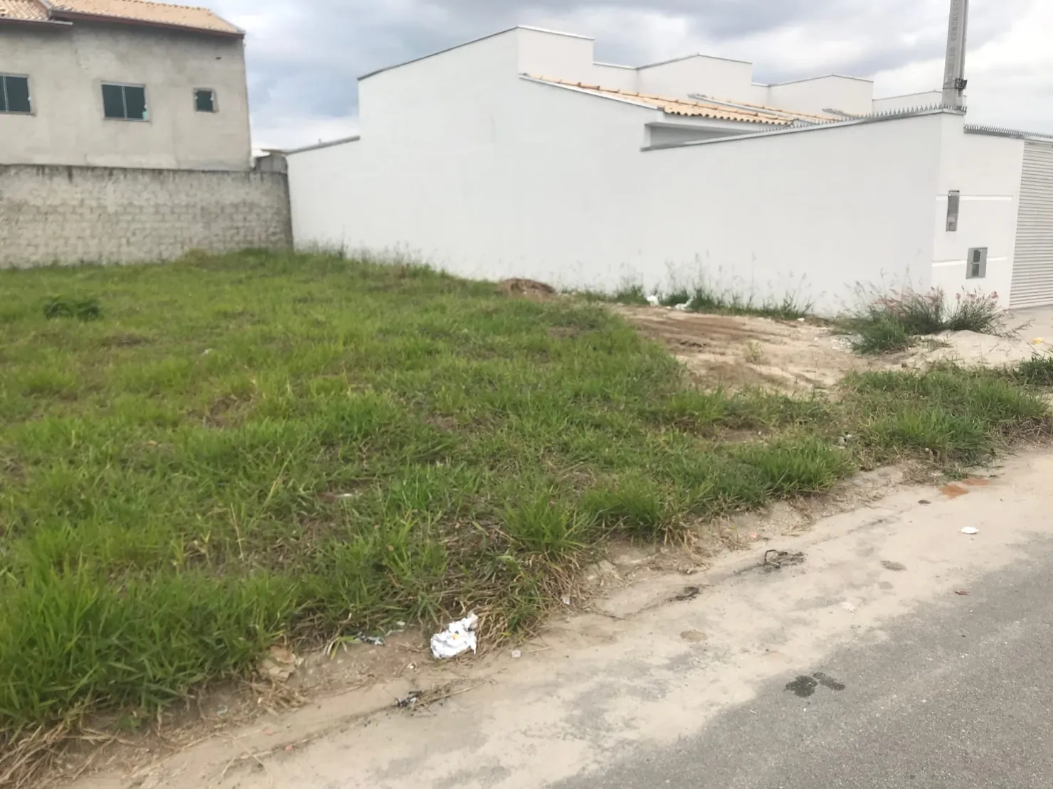 Imagem Terreno à venda 200M², Cesar Park, Pindamonhangaba - SP