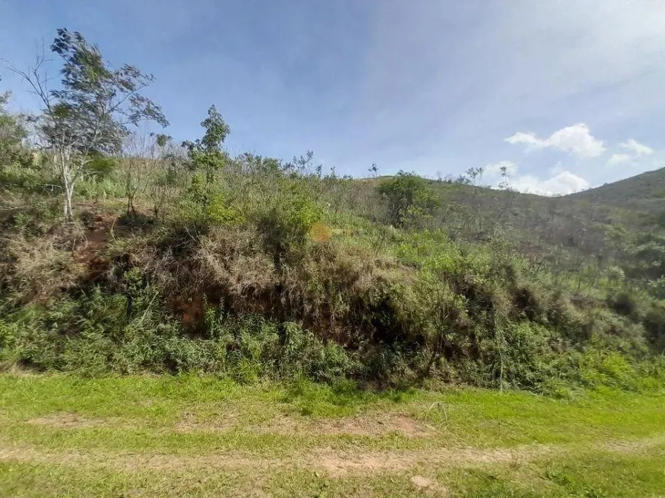 Imagem Terreno em Condomínio para Venda em Teresópolis / RJ no bairro Prata