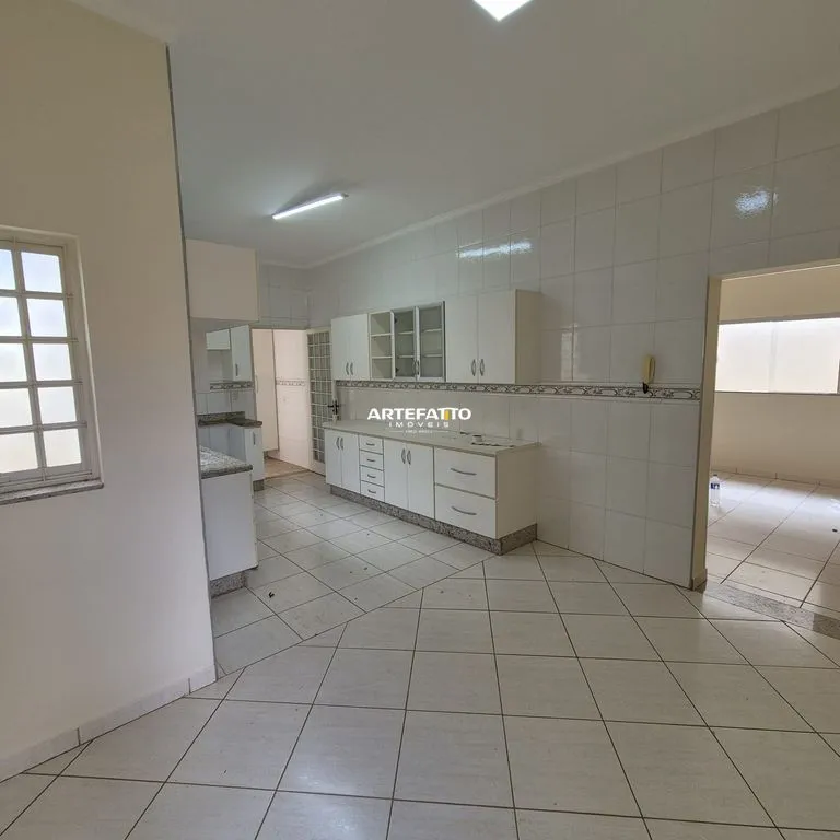 Imagem Casa com 3 dormitórios no bairro José de Carlos