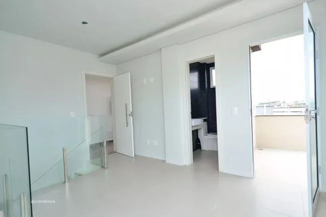 Imagem Incrível cobertura à venda no bairro Santa Inês, em Belo Horizonte. Com uma área privativa de 14...