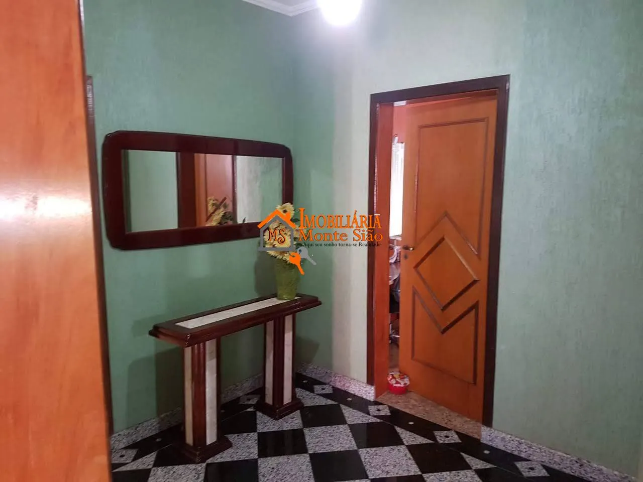 Imagem Sobrado com 6 dormitórios à venda, 135 m² por R$ 1.484.000,00 - Jardim Santa Helena - Guarulhos/SP