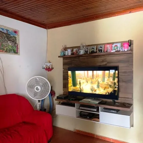 Imagem Casa à venda 3 Quartos, 2 Vagas, 250M², Parque São Domingos, Pindamonhangaba - SP