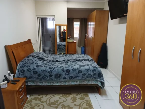 Imagem Sobrado à Venda com 2 Suítes, Varanda Gourmet em Poá