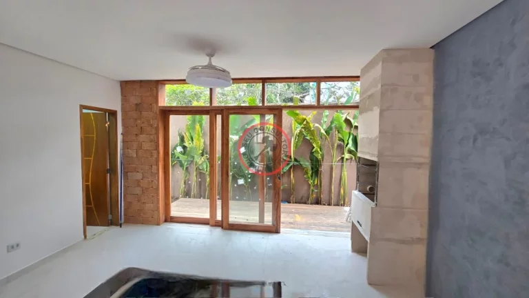 Imagem CASA SOBRADO NOVO COM 3 SUITES , SALA DE ESTAR, COZINHA, LAVABO, LAVANDERIA, GARAGEM TOTA MURADA RUA TRANQUILA EM ACABAMENTO