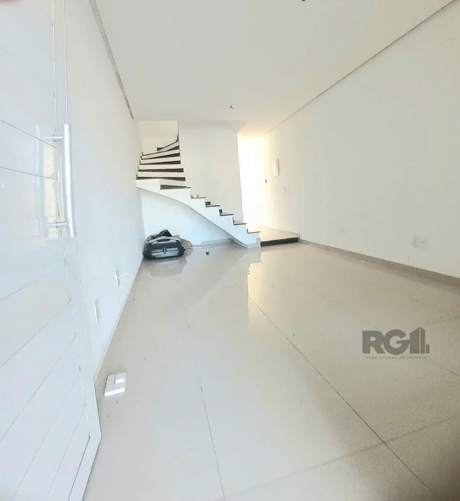 Imagem sobrado - 3 dorms. - 2 vagas - 234,35 m² - Mário Quintana