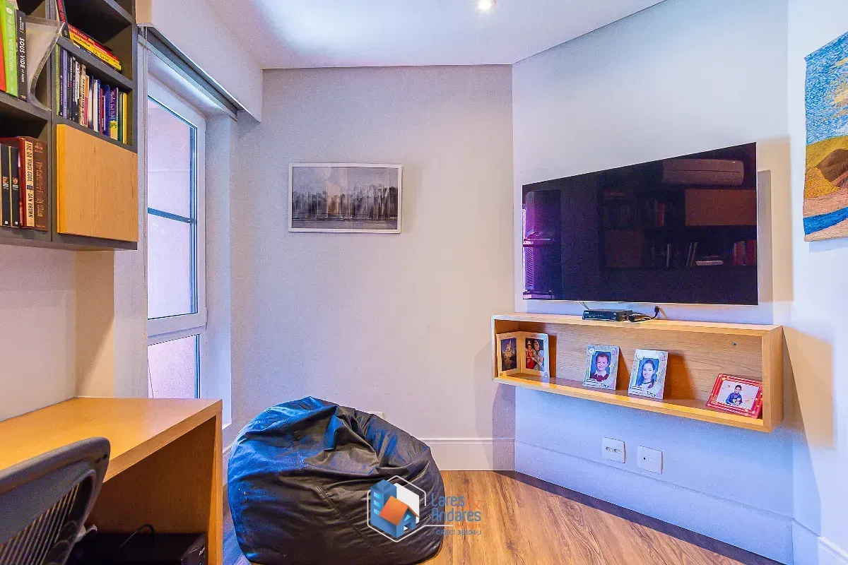 Imagem Apartamento para venda em Morumbi com 4 quartos, sendo 3 suítes, 241m²