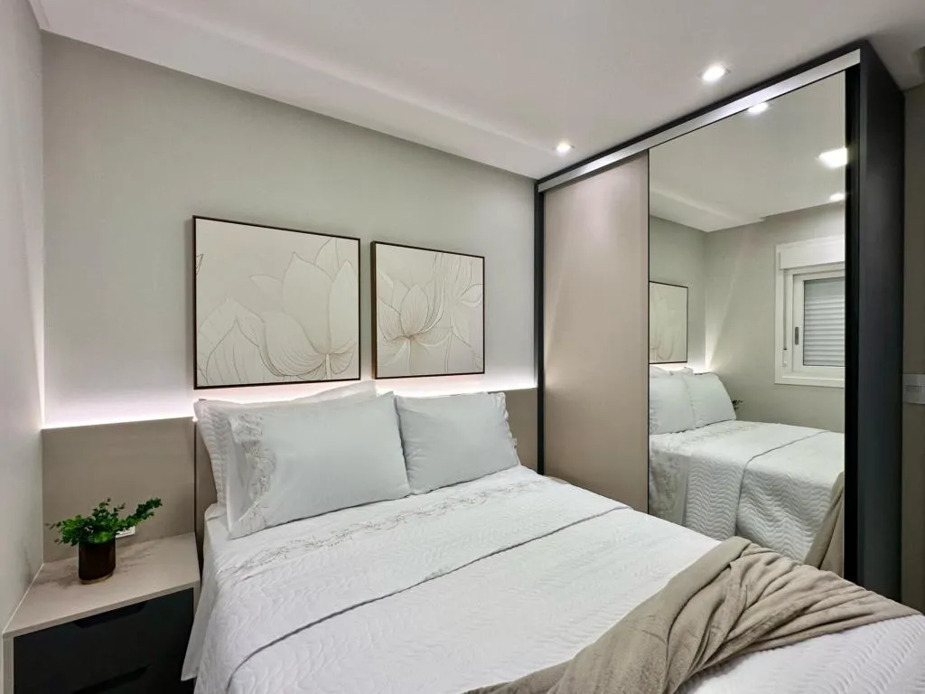 Imagem Apartamento 2 Dormitórios - Bairro Zona Nova