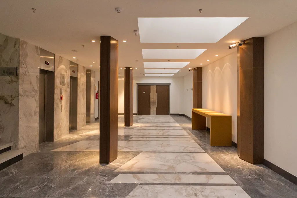 Imagem SALA COMERCIAL em Curitiba - PR, Centro