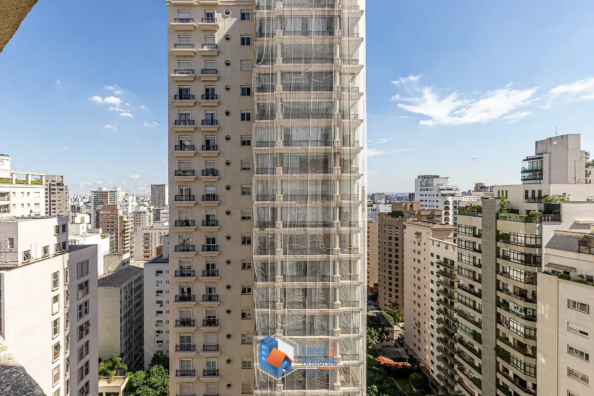 Imagem Cobertura para venda em Jardim Paulista com 3 quartos, sendo 1 suíte, 277m²
